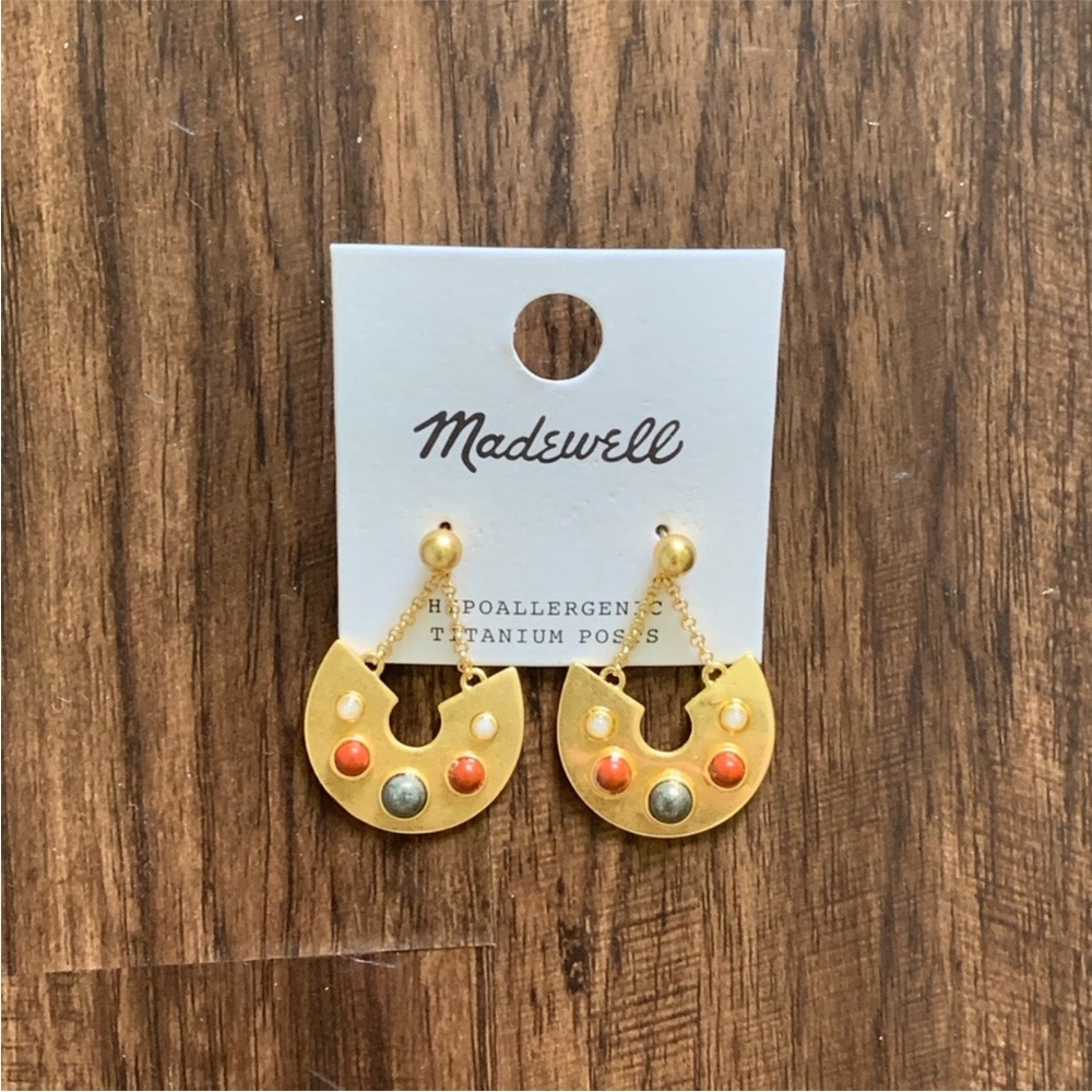 Madewell stone swing statement earring size 1.5” by 1”